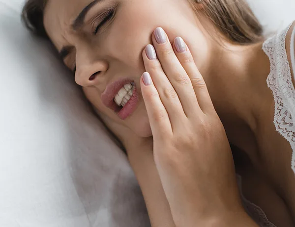 Diş Ağrısı Neden Olur? Ne Zaman Diş Hekimine Gidilmeli